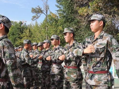 最新军训爆料文案,揭秘最新爆料背后的热血瞬间